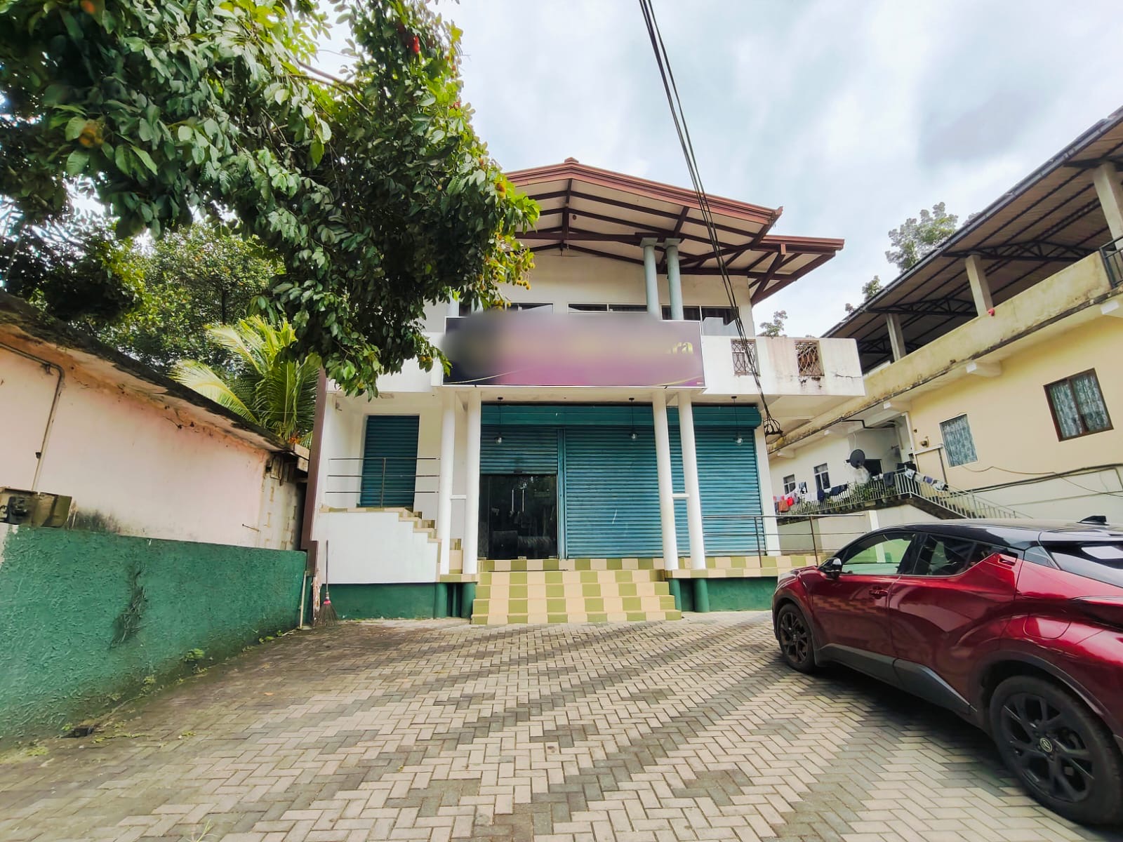 ව්‍යාපාරික සහ නේවාසික සදහා සුදුසු ඉඩමක්